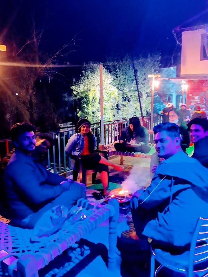 La Vaca India Mcleodganj Hostel แมคลอยด์กันจ์ ภายนอก รูปภาพ