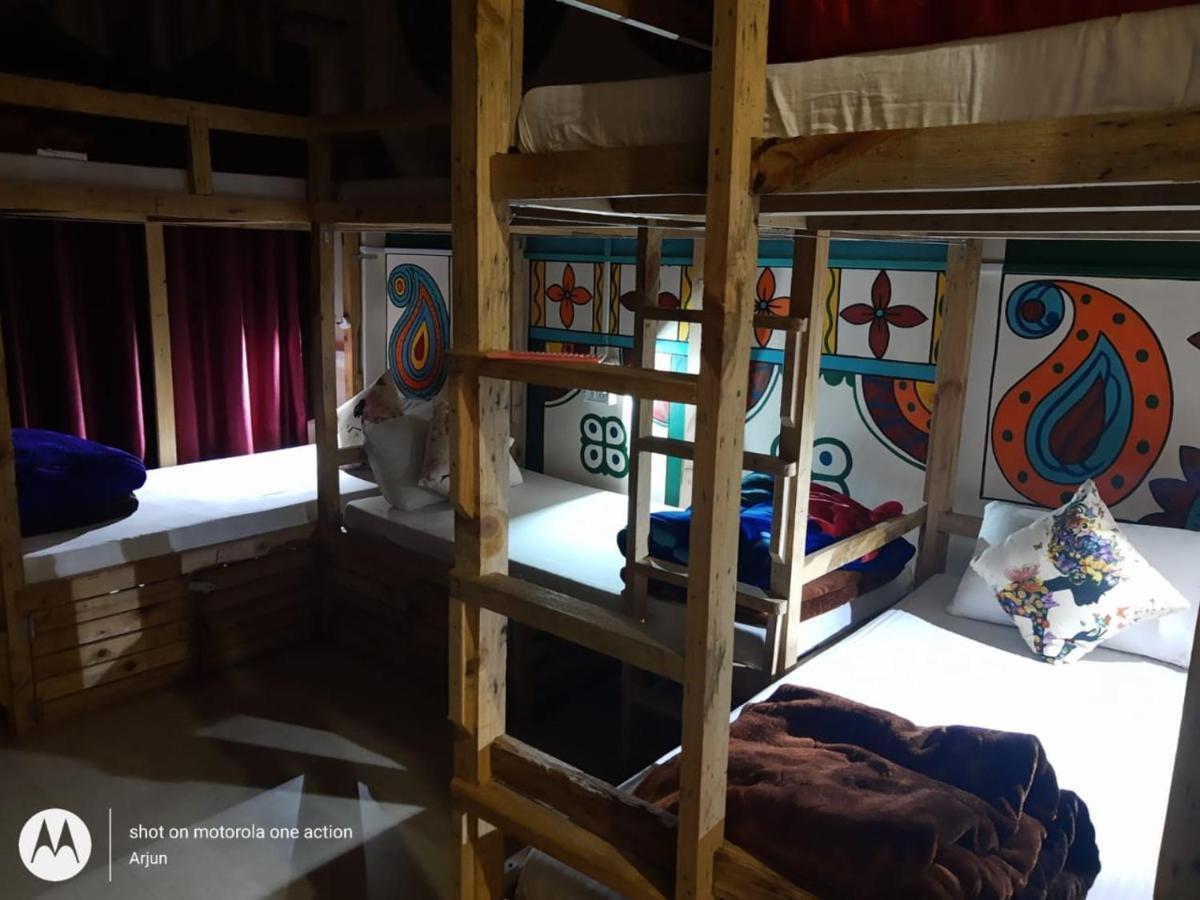La Vaca India Mcleodganj Hostel แมคลอยด์กันจ์ ภายนอก รูปภาพ