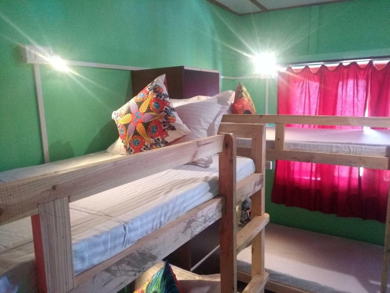 La Vaca India Mcleodganj Hostel แมคลอยด์กันจ์ ภายนอก รูปภาพ