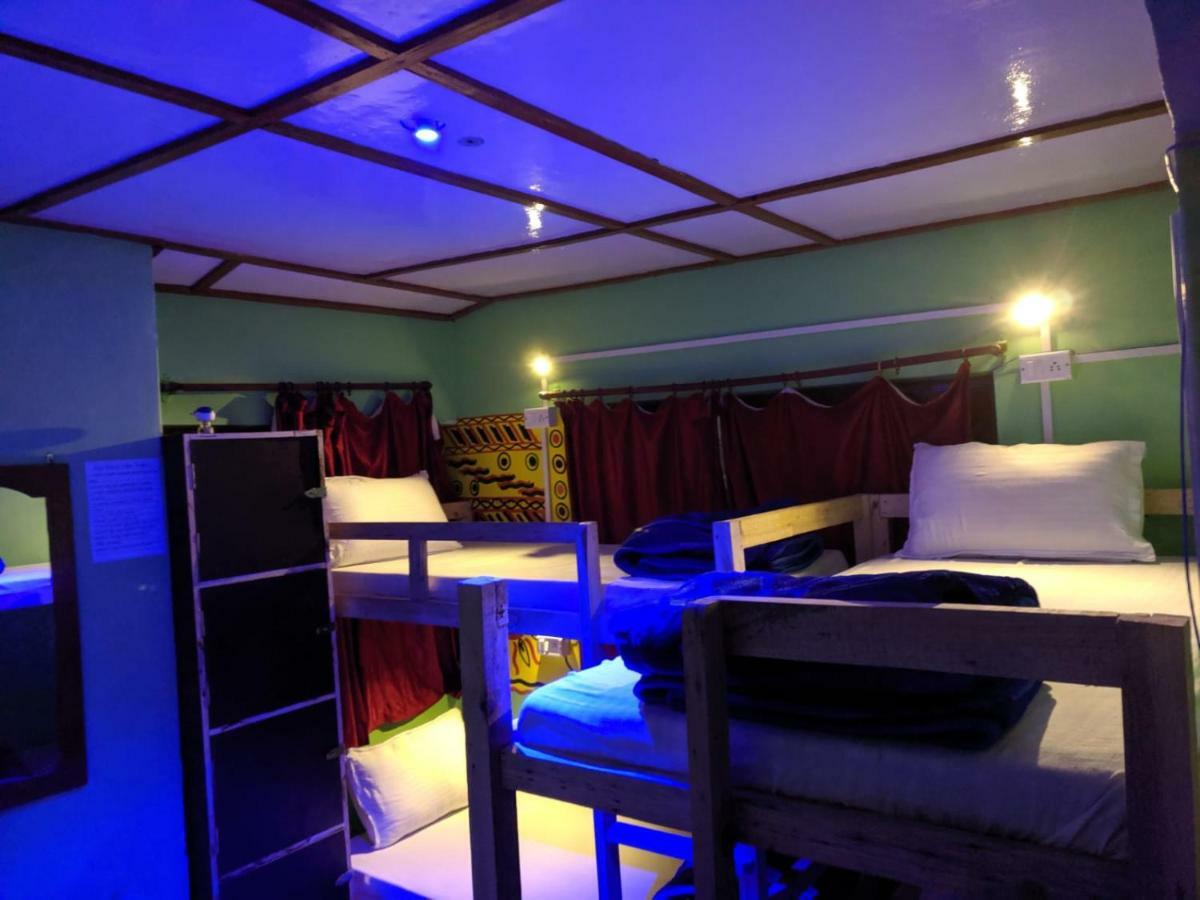 La Vaca India Mcleodganj Hostel แมคลอยด์กันจ์ ภายนอก รูปภาพ