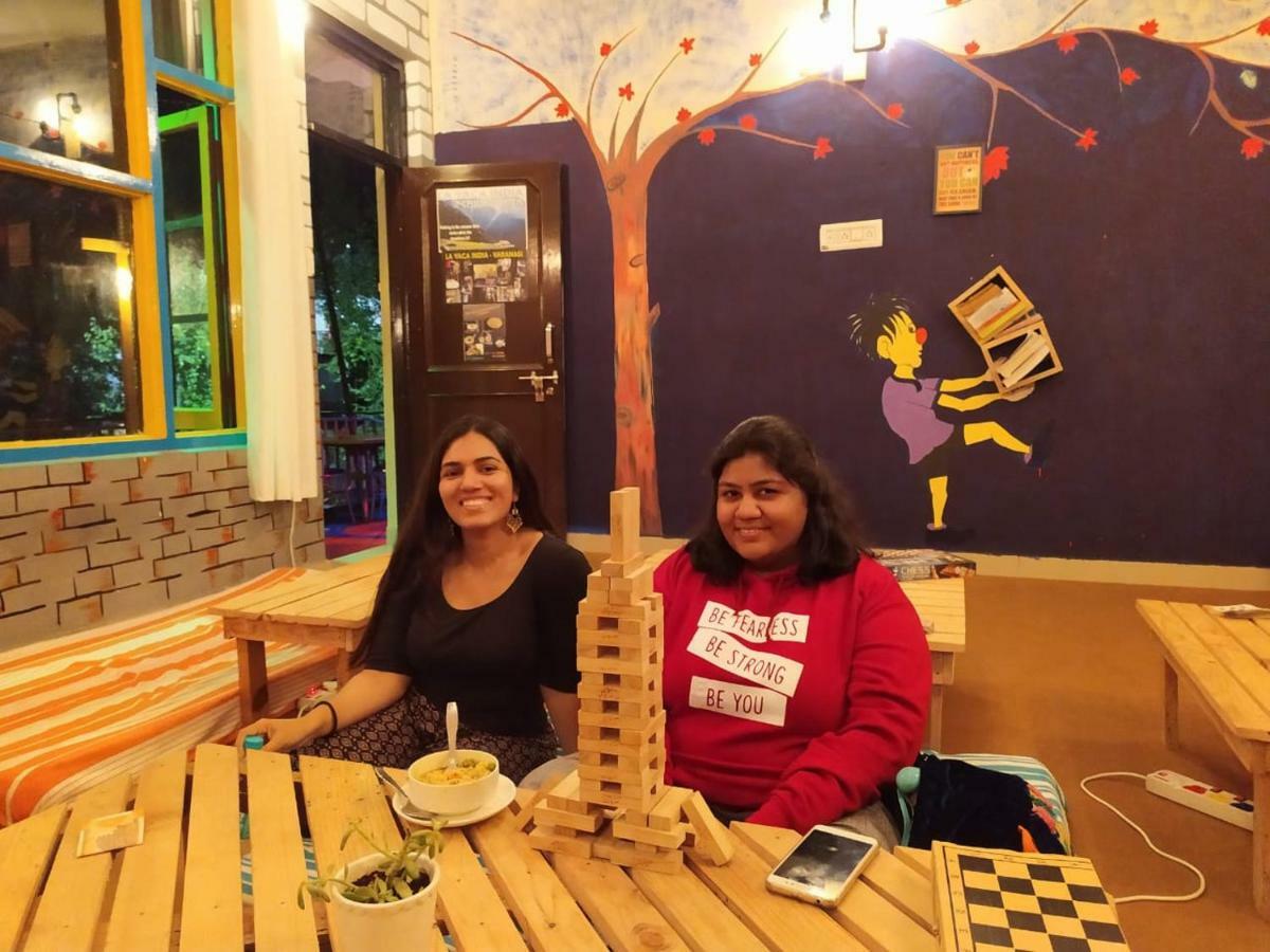 La Vaca India Mcleodganj Hostel แมคลอยด์กันจ์ ภายนอก รูปภาพ