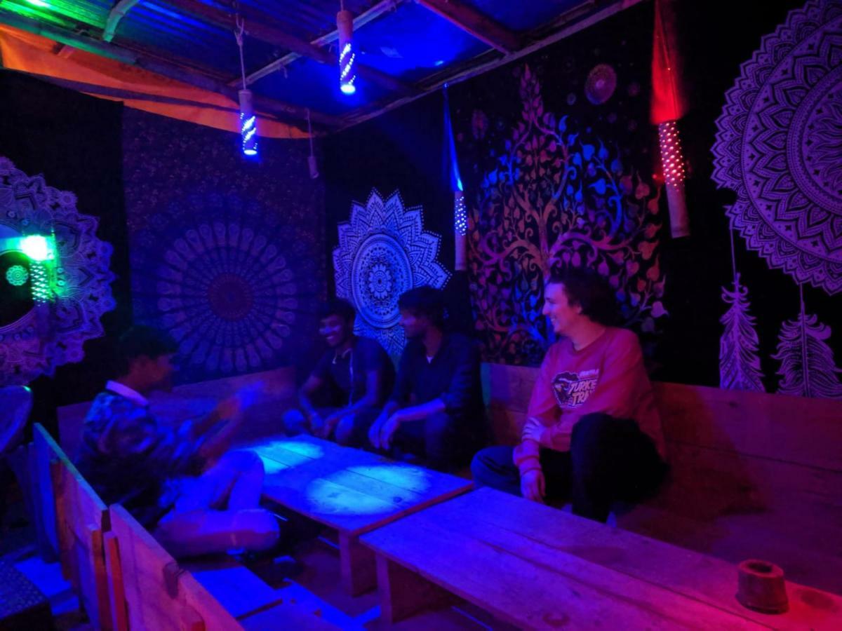 La Vaca India Mcleodganj Hostel แมคลอยด์กันจ์ ภายนอก รูปภาพ